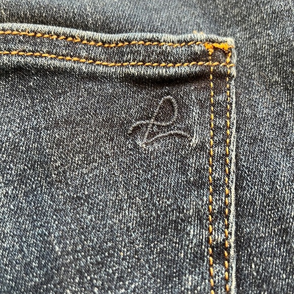 DL1961 Margaux Mid-Rise Instasculpt Ankle Skinny - Picture 14 of 15